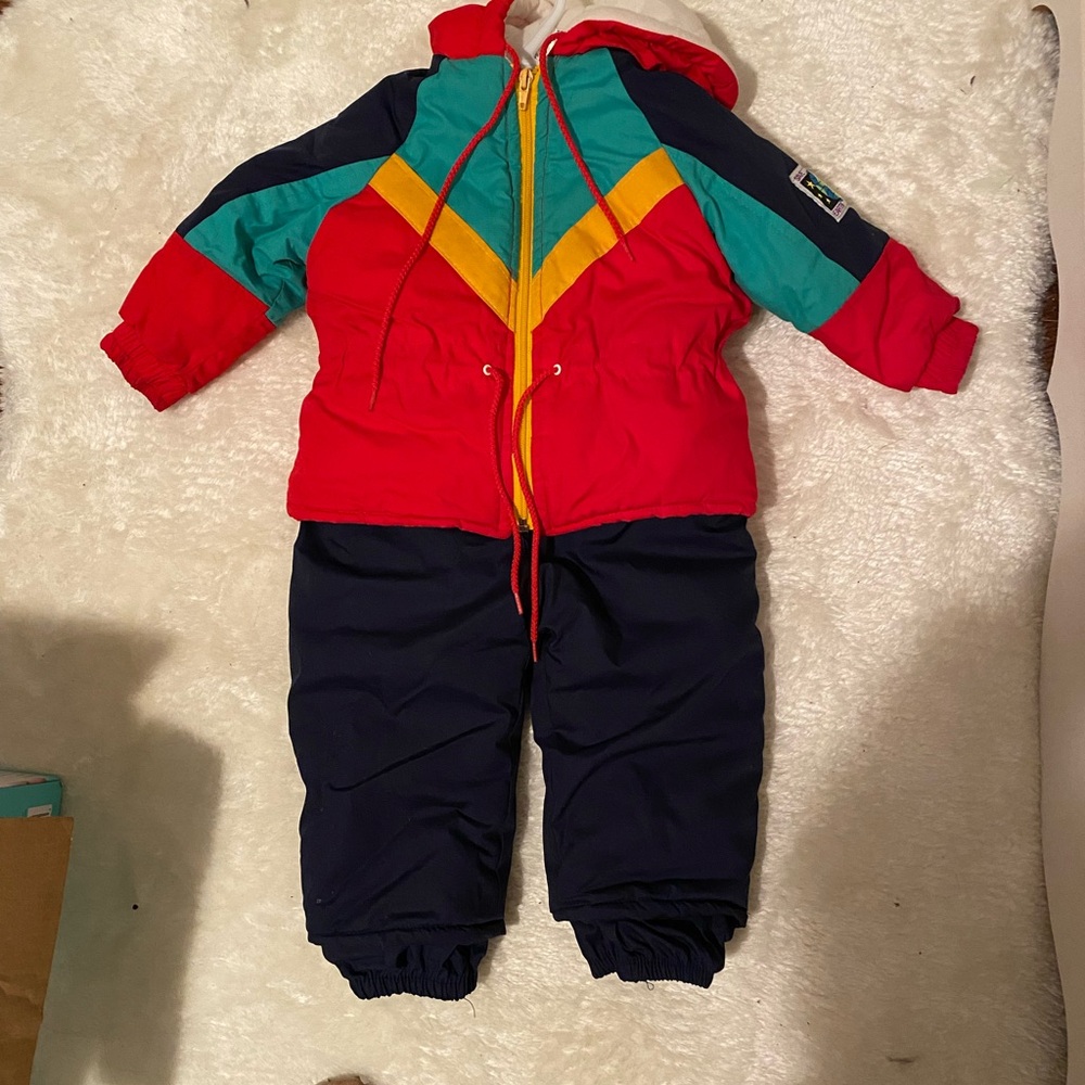 JACKET & SNOW PANTS